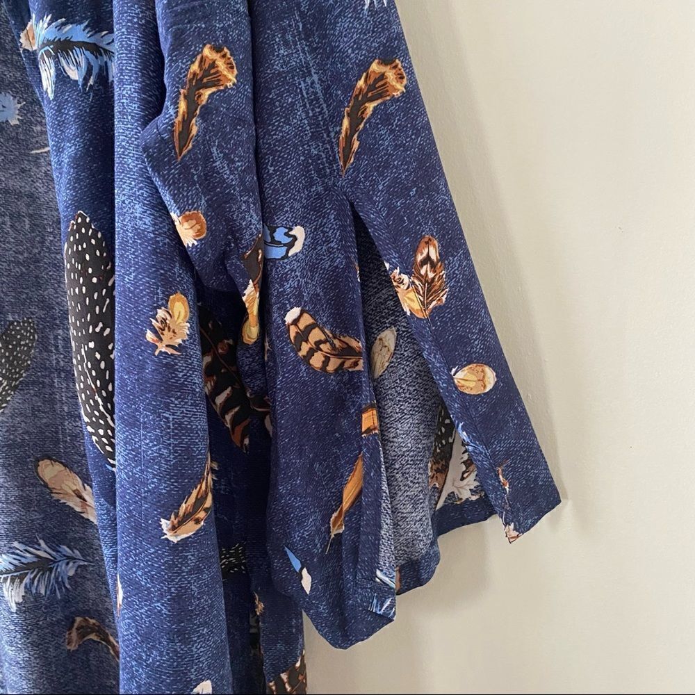 TREASURE & Bond Feather Print Lightweight Summer Kimono (One Size) - Picture 5 of 10